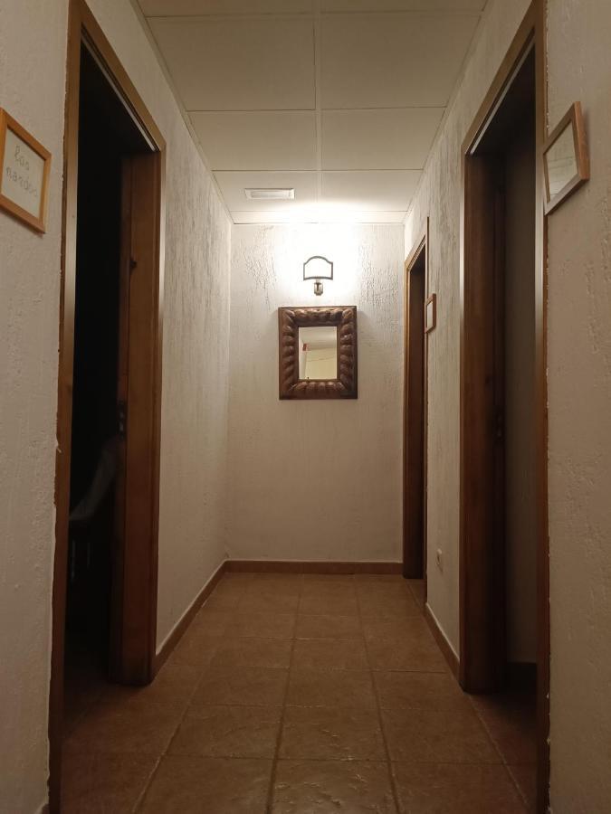 Hostal Decerca Prádena エクステリア 写真
